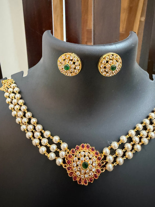 Triple pearl layer choker : Code RJ1770