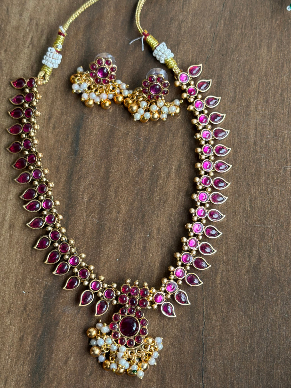 Pink Kemp Stone Necklace set with matching earrings