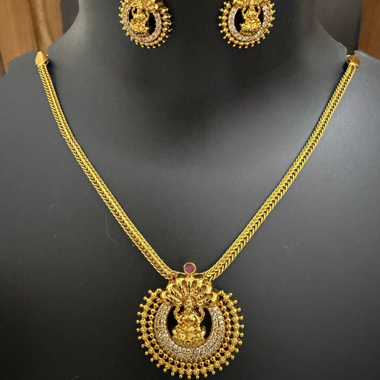 Nagas Lakshmi Necklace/ Choker: Heirloom set