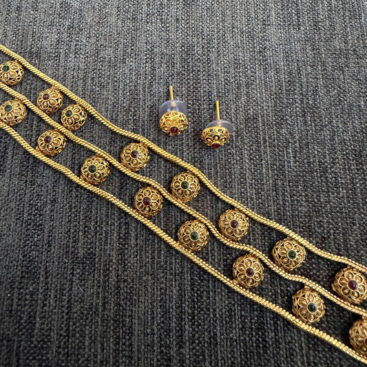 Choker antique flower design