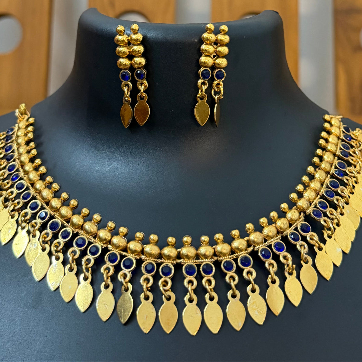 Elakkathali Indraneelam Blue