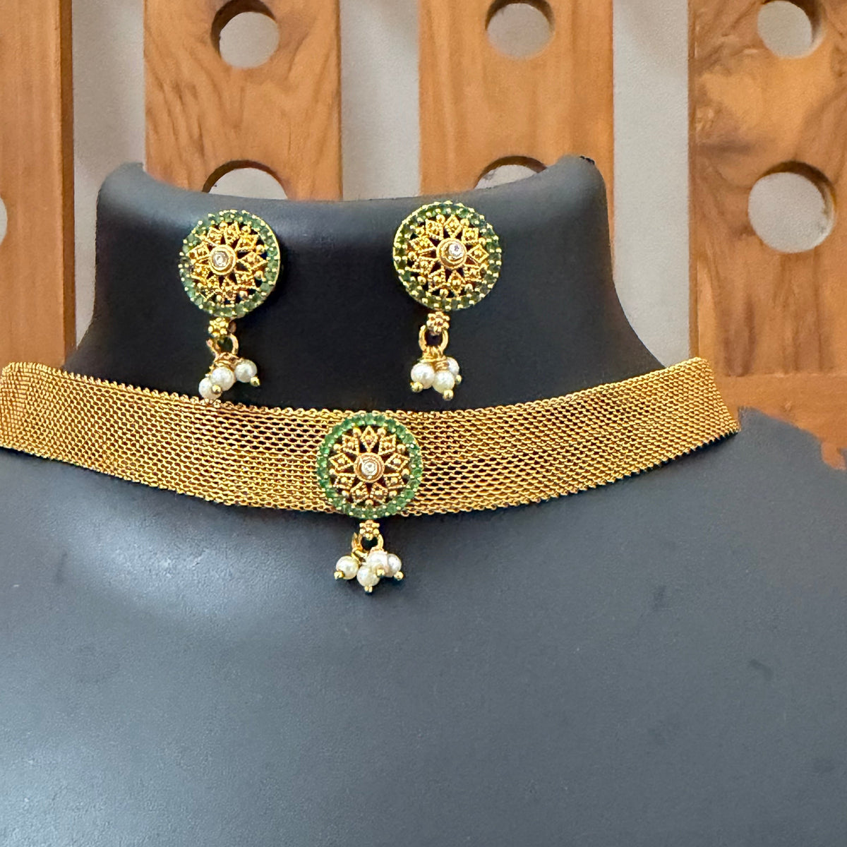 Choker Green Gold replica
