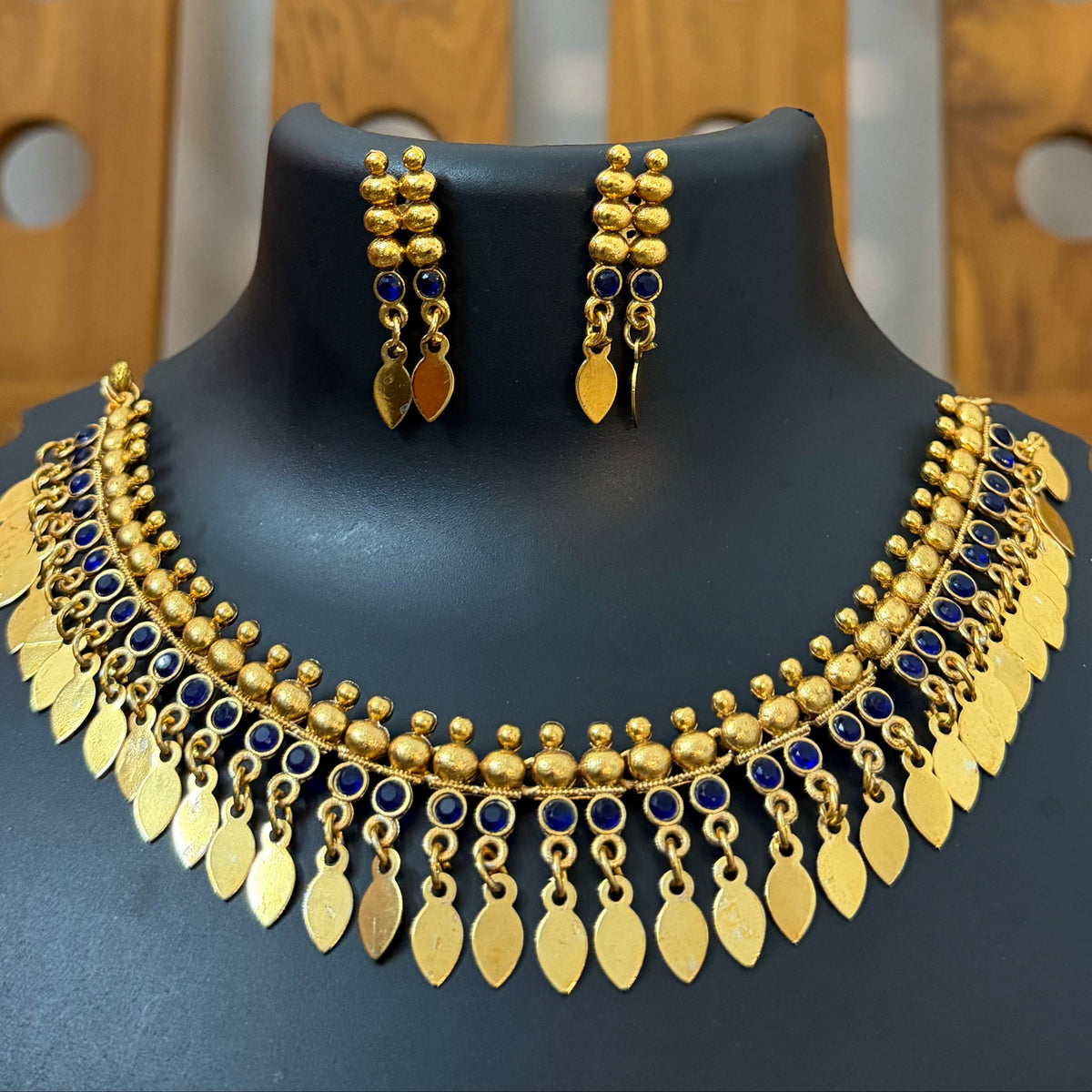 Elakkathali Indraneelam Blue