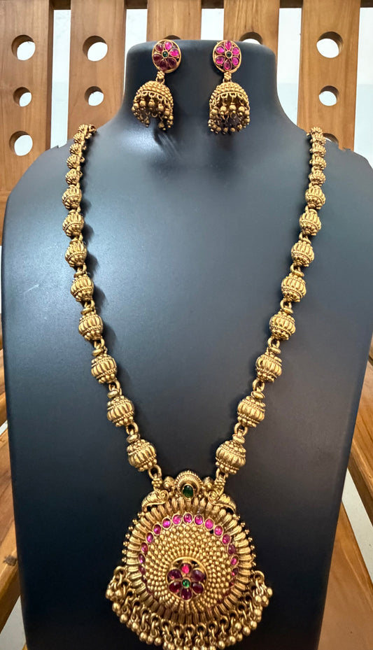 Gundu Ball Long Haram with Big Sunflower Pendant - Ruby Kemp Temple Jewellery Set