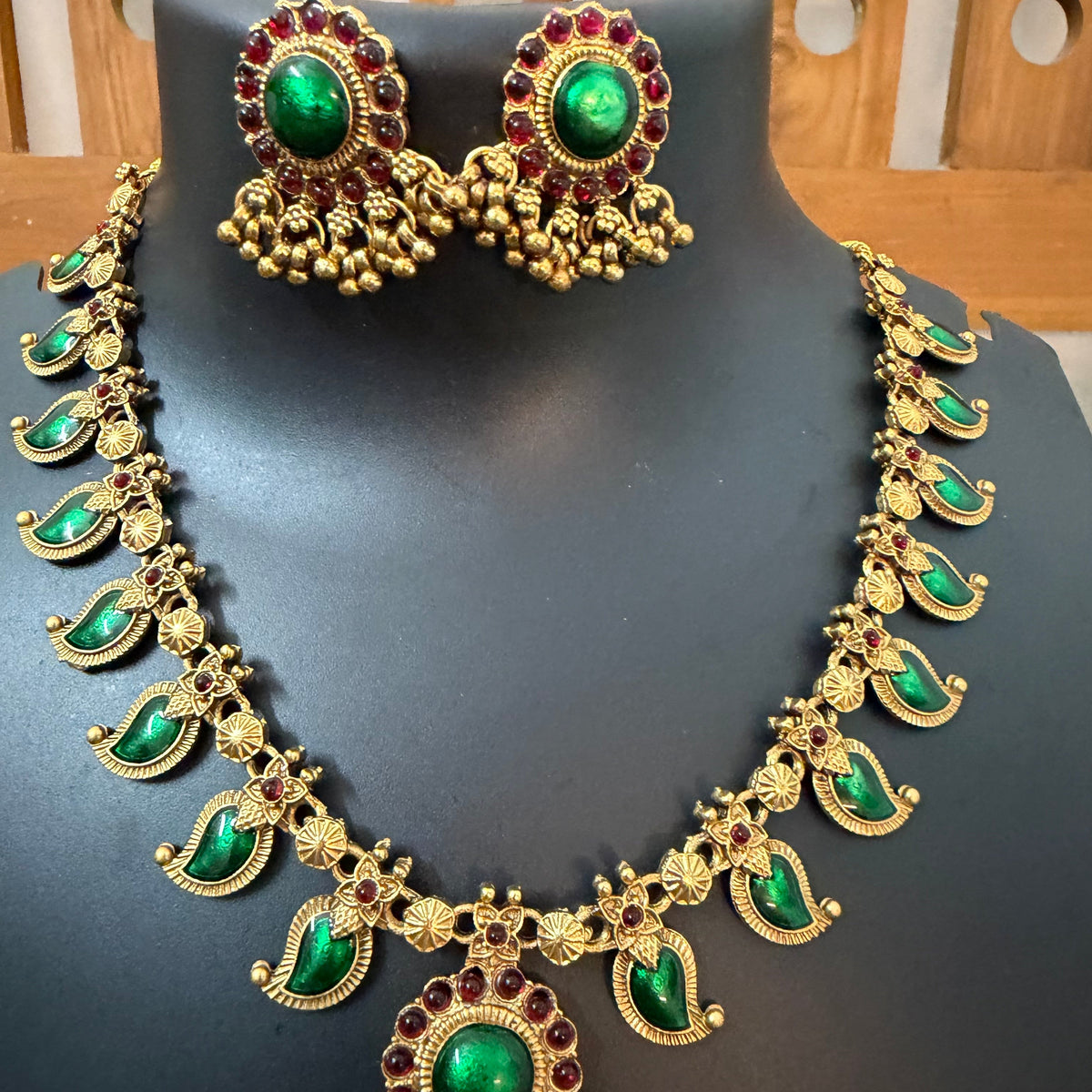 Palakka : Green  Manga traditional necklace , Temple jewelry
