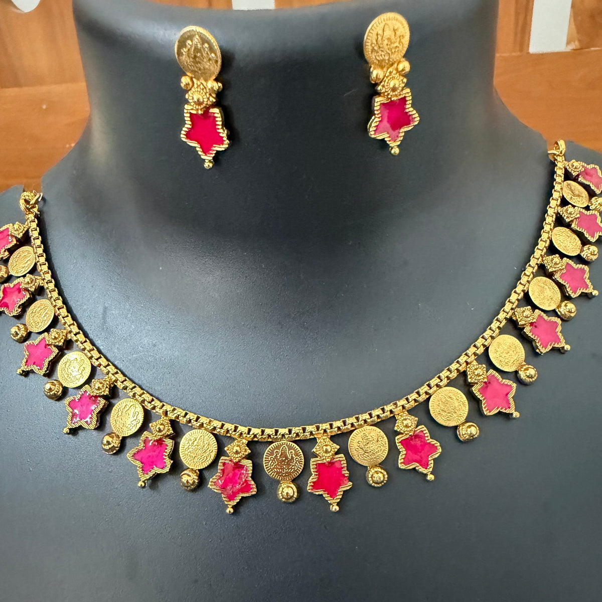 Lakshmi coin necklace designer set Rani pink
