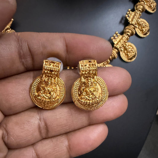 Traditional Lakshmi Kasu Mala |  Lakshmi Pendant & Kundan - Temple Jewellery