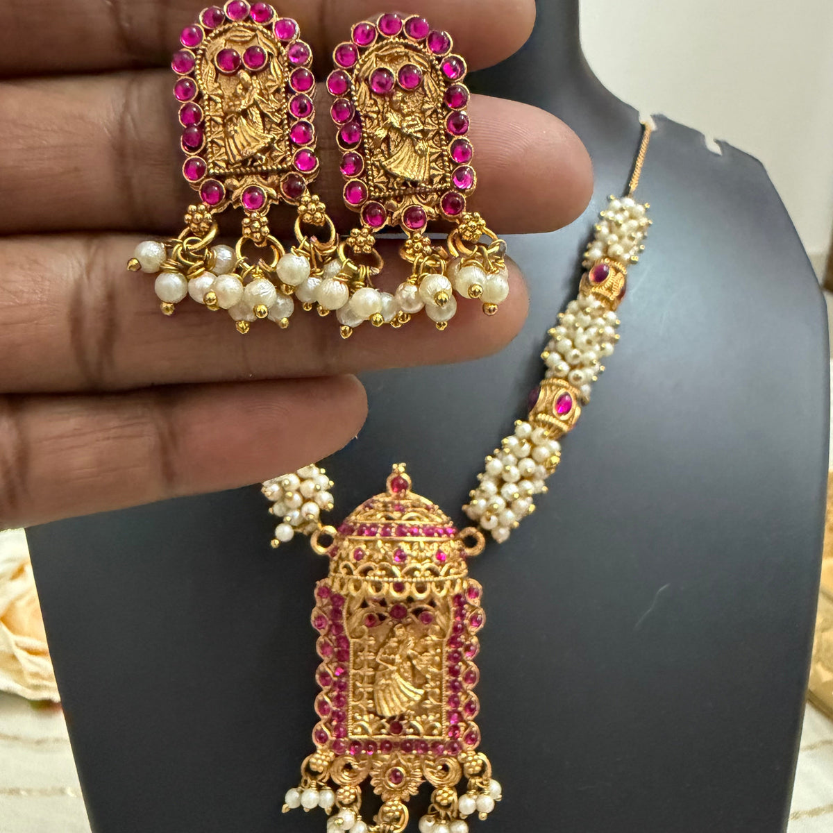 Radha Krishna Kemp Pink Stone Temple Jewelry Set with Pearl Necklace