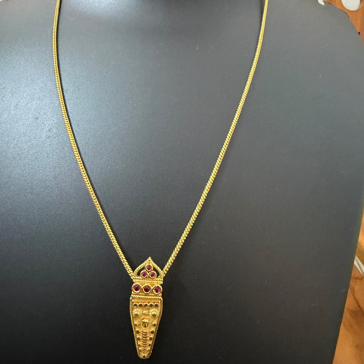 Nettipattom locket with chain