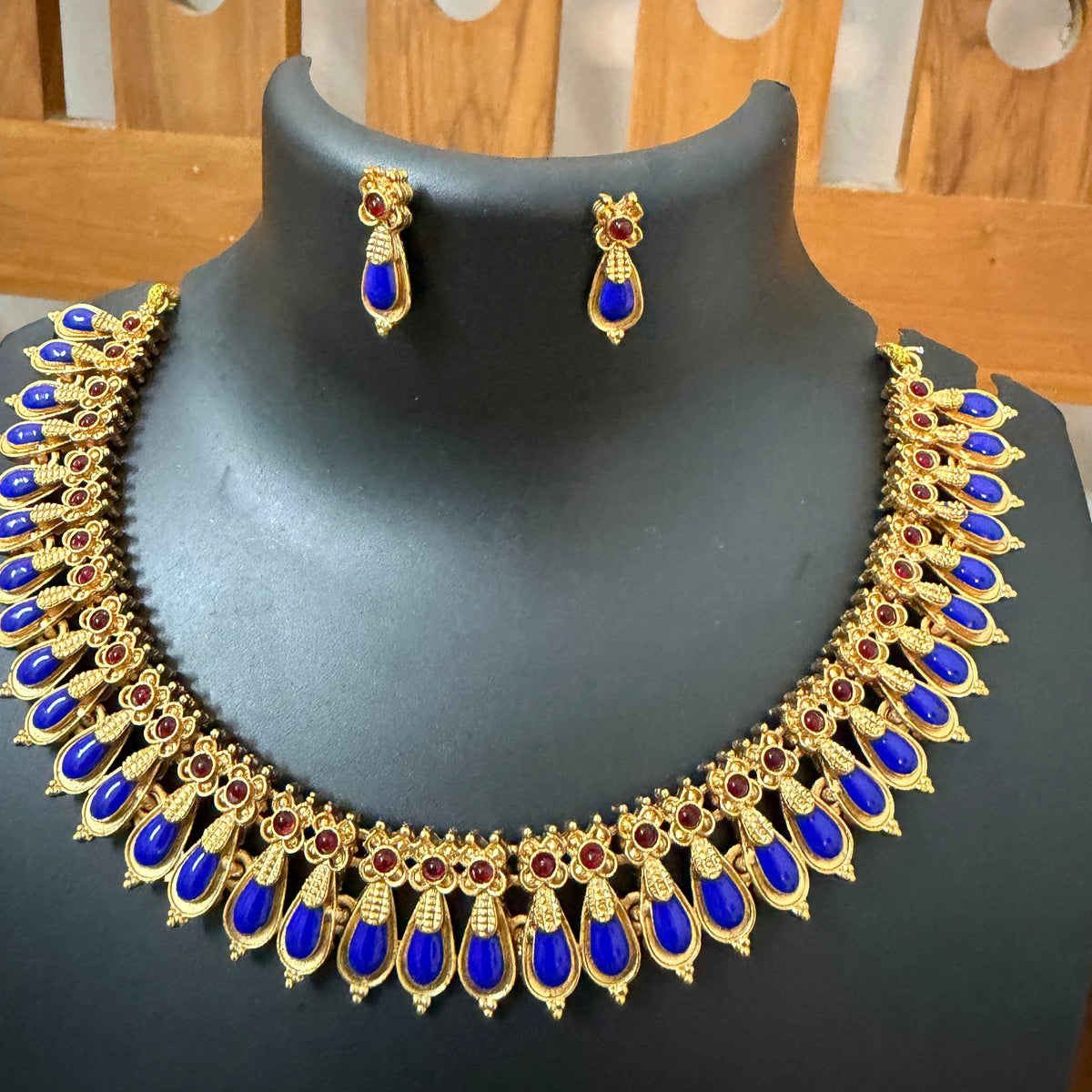 Nagapadam Blue, Green and red: traditional jewelry: Temple jewelry