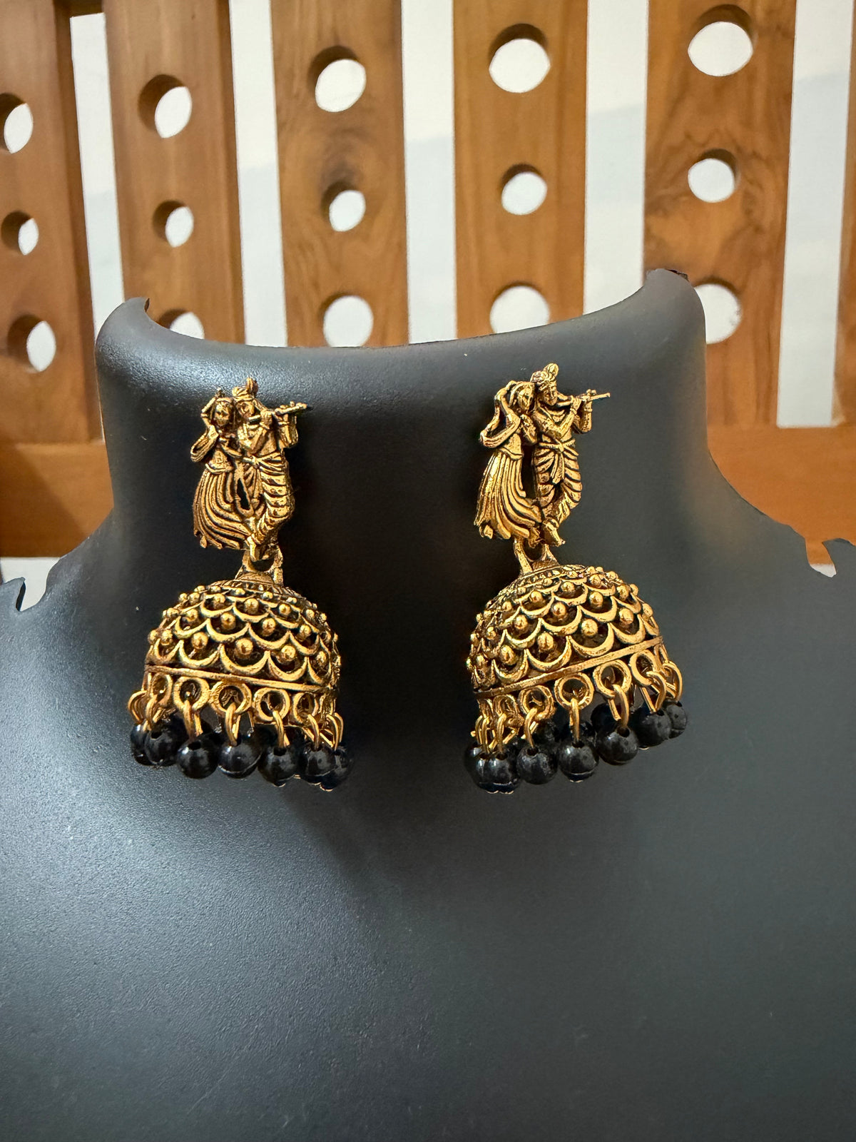 Radha Krishna Jhumka