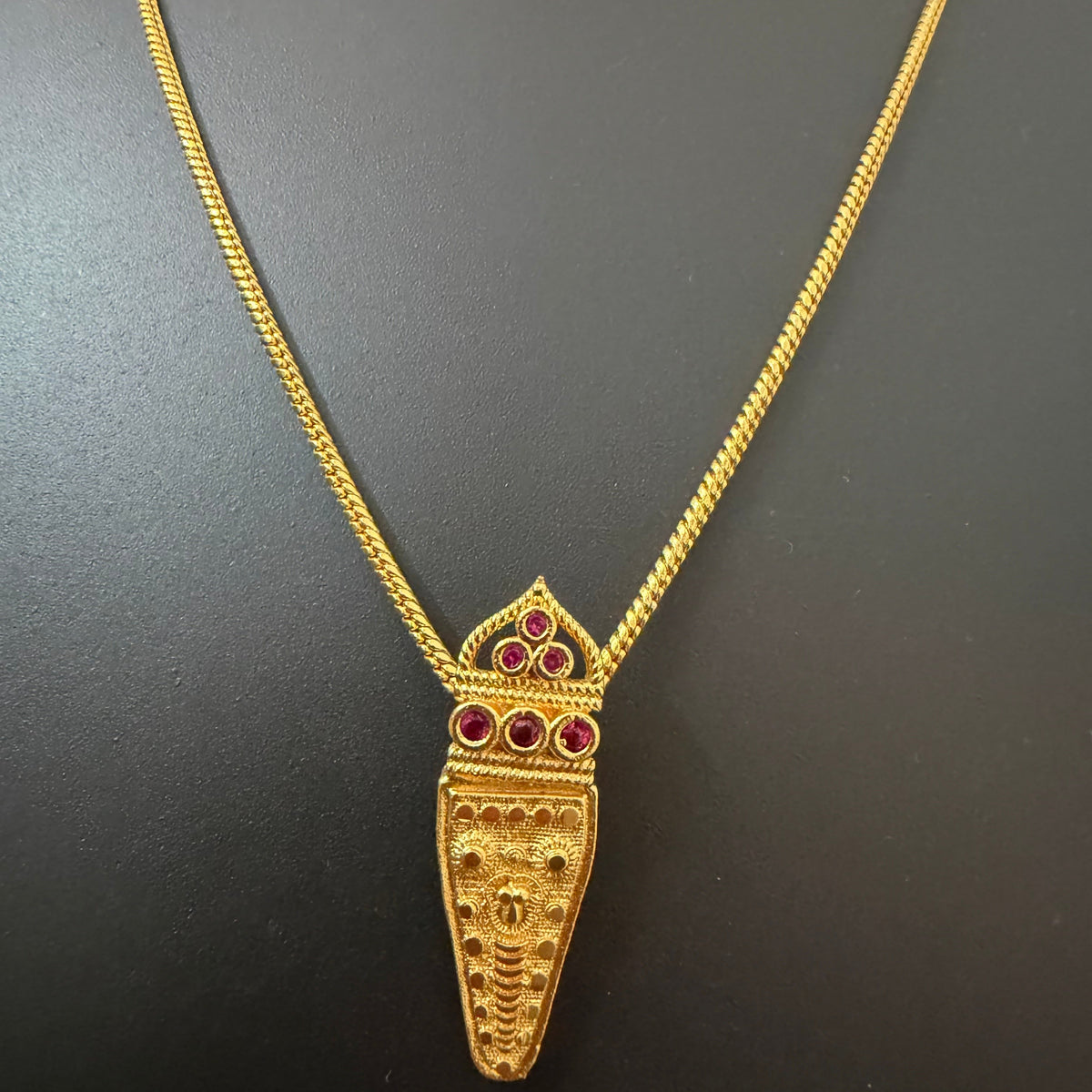 Nettipattom locket with chain