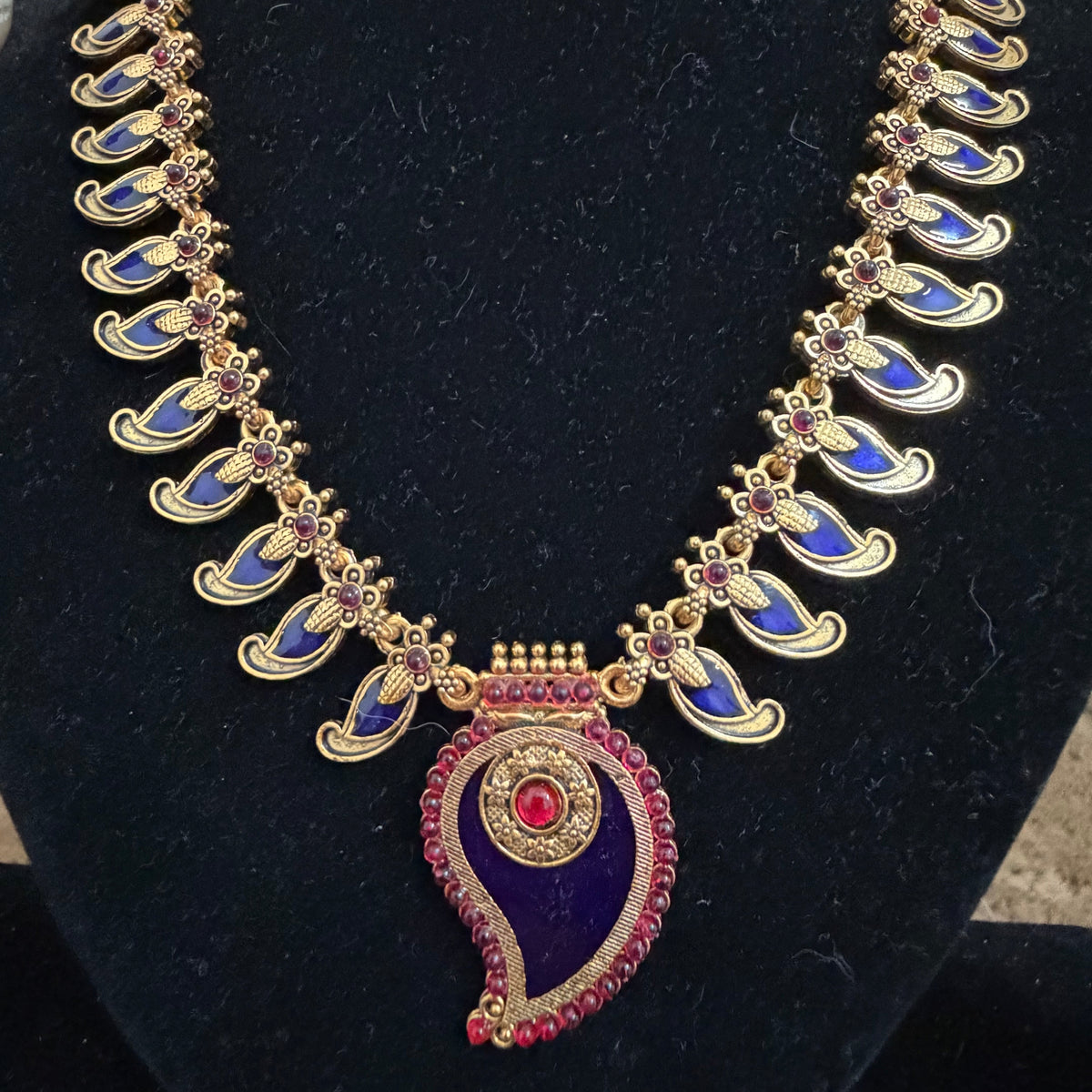 Blue Manga maala