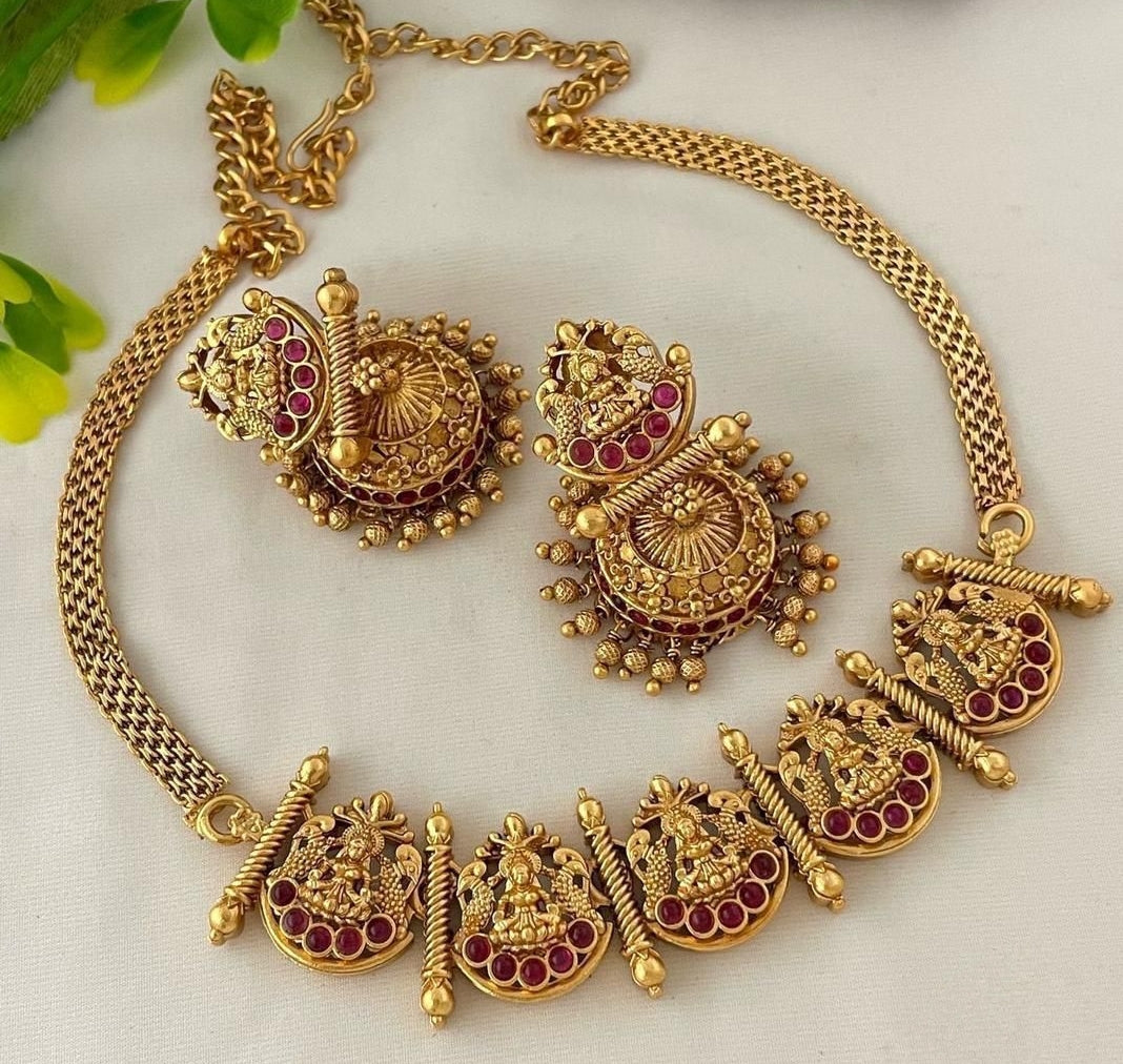 Lakshmi necklace/choker